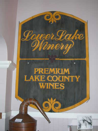 scavonellwinerysign