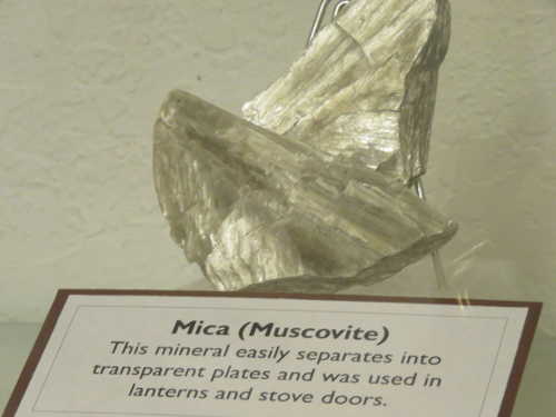 scavonemuscovite